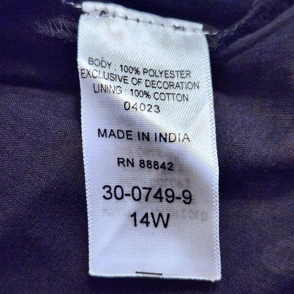 Denim 24/7 Sleeveless Floral Blouse w/ Bib Collar Design | Whimsigoth | Size 14W - Picture 8 of 9